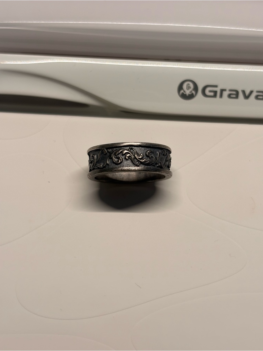Engraved Silver Ring, Vintage Oxidized Band 925 Sterling Silver, size 8 - Picture 2 of 4